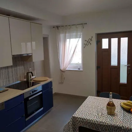 In 41896 Apartamento *