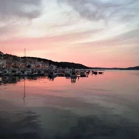 Appartement In 41896 Mali Lošinj